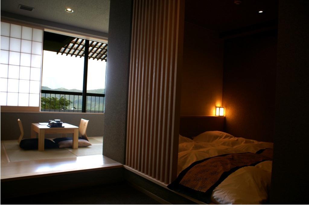 Nounou Hakone Hotel Buitenkant foto